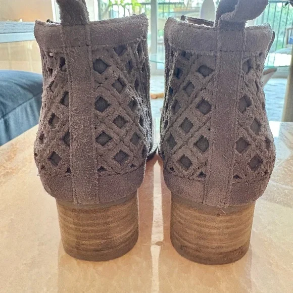 Jeffrey Campbell Taggart suede leather open weave ankle booties size 6 - Picture 3 of 5